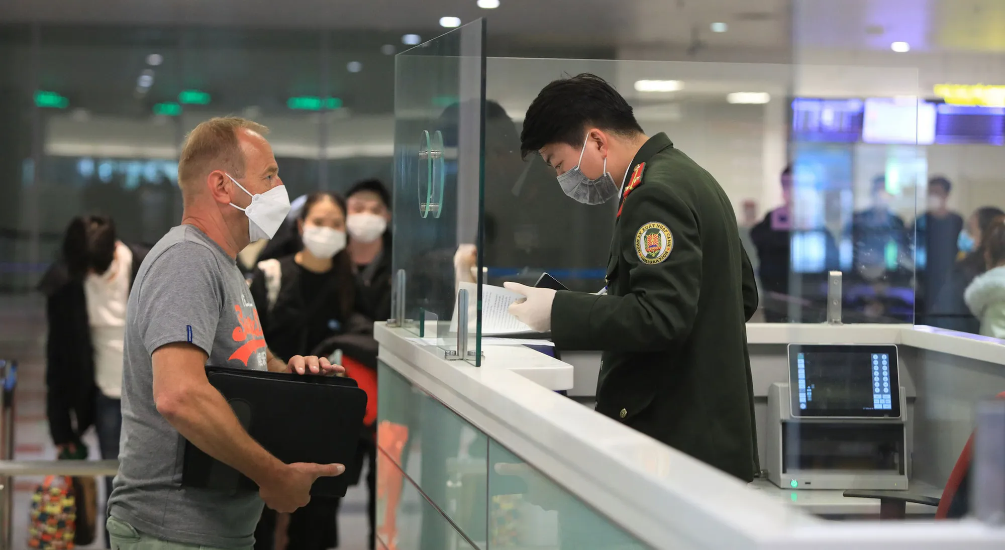 Emergency Vietnam eVisa 1 Day & 2 Day Processing - Fast Approval | Vietnam Visa Easy